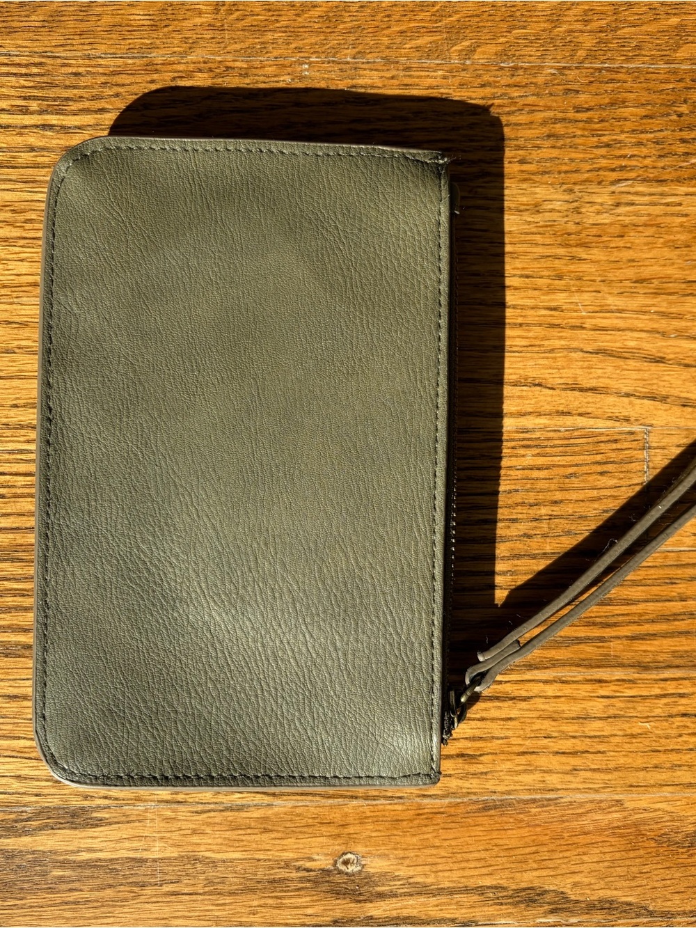 Olive Green Leather Zip Wristlet Wallet